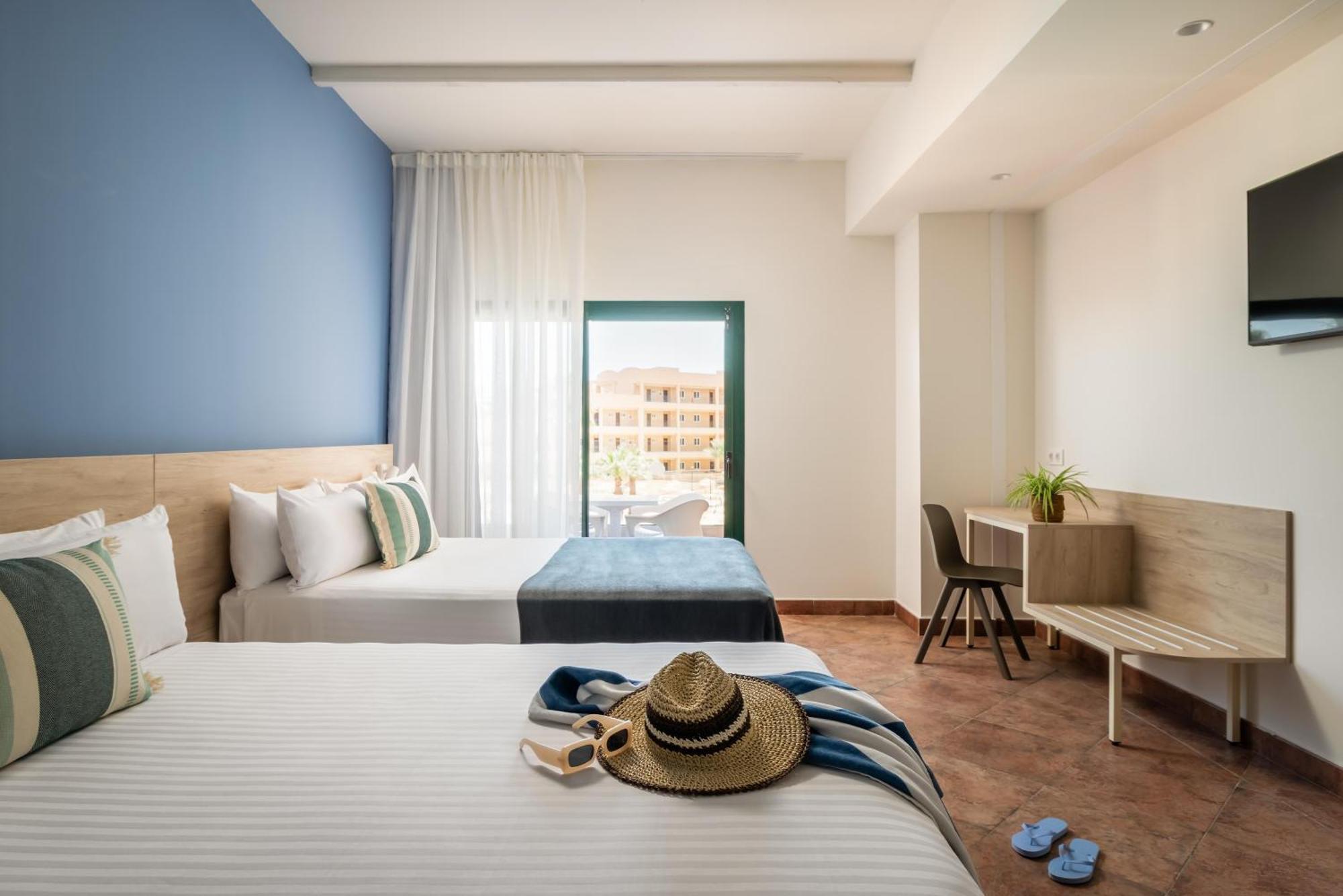 Double Room,1584469886:JPEG