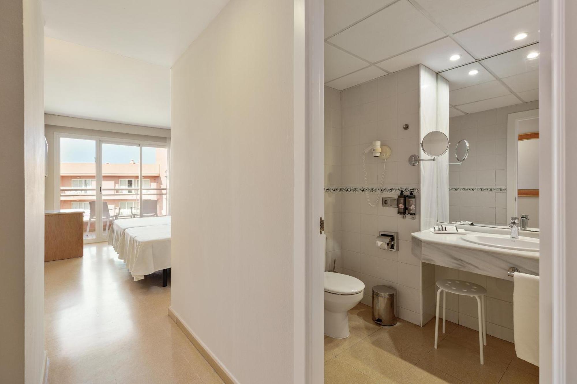 One Bedroom Apartment,1690932875:JPEG