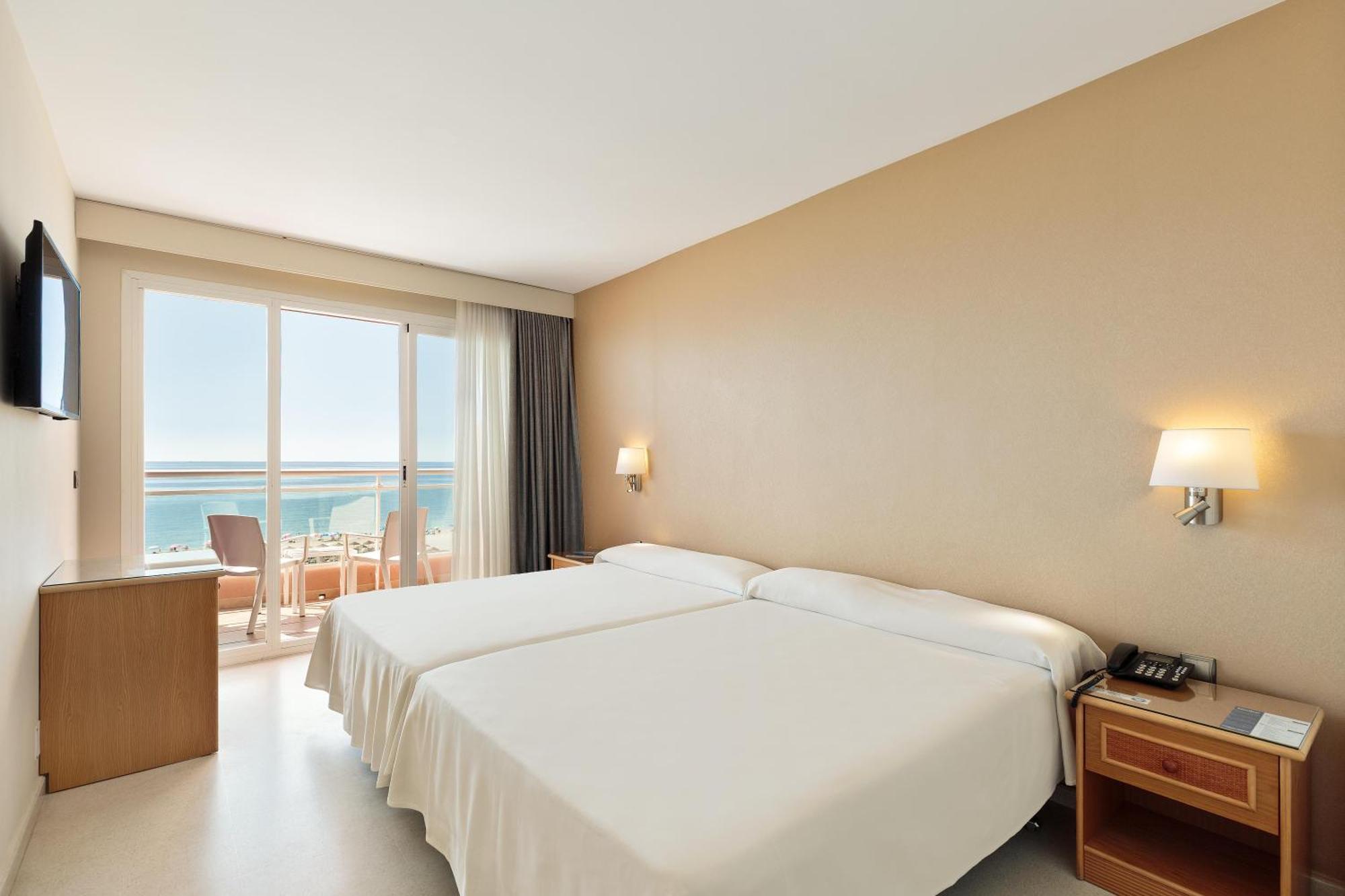 Double Room Front Sea View,1690932881:JPEG