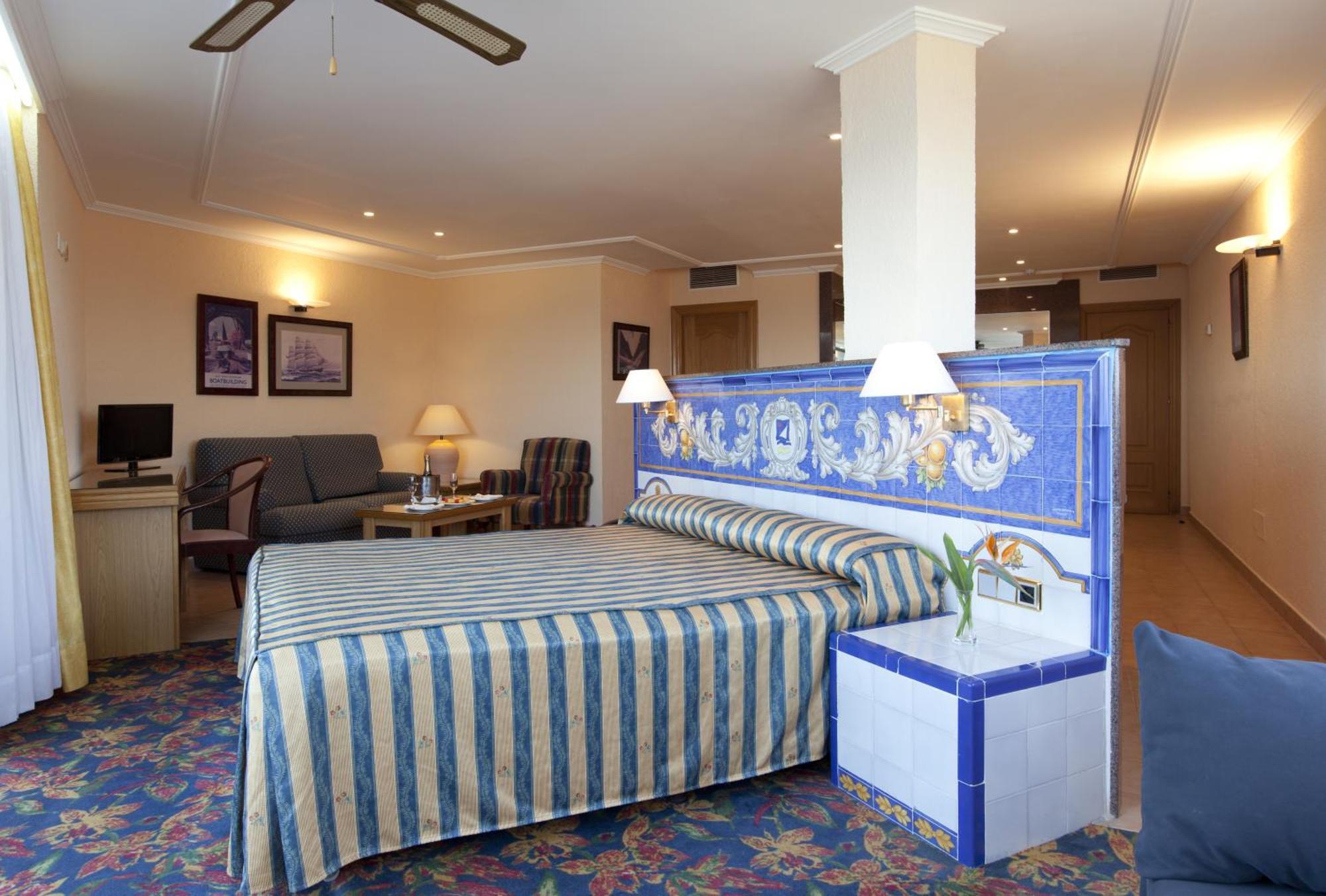 Junior Suite Lateral Sea View